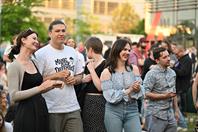 On 14 May 2022, Hochschule Düsseldorf – University of Applied Sciences (HSD) could finally celebrate its 50th anniversary – and the response exceeded everything all organisers had hoped for: Several thousand people came to celebrate during the day and well into the night, creating a unique atmosphere on campus and enjoying wonderful weather.